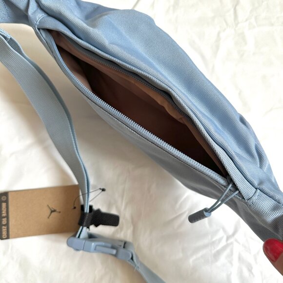 NIKE Jordan MVP Crossbody Bag (6L) Travel Bag Unisex Blue Men's Crossbody Street - Picture 9 of 11